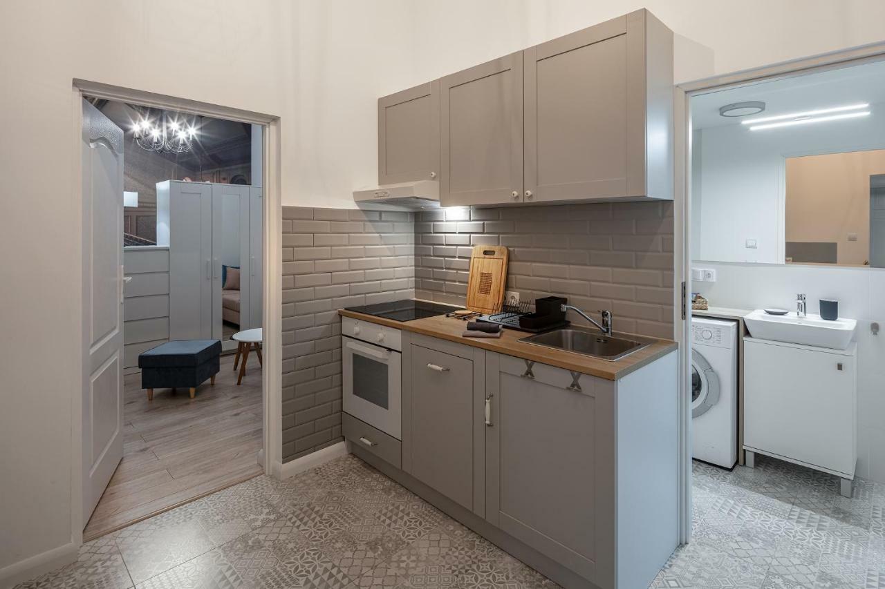 Apartamenty U Tuwima Лодзь Екстер'єр фото